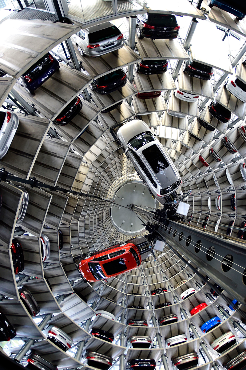 Illustration for article titled VW's 200-Foot Tower Of Cars Must Be Seen To Be Believed